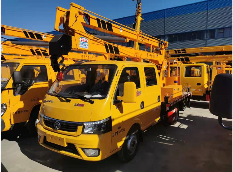 東風(fēng)途逸13.5米高空作業(yè)車(chē)