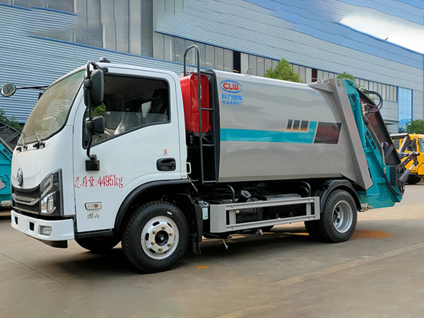 東風(fēng)華神V3，5.8方壓縮垃圾車(chē)